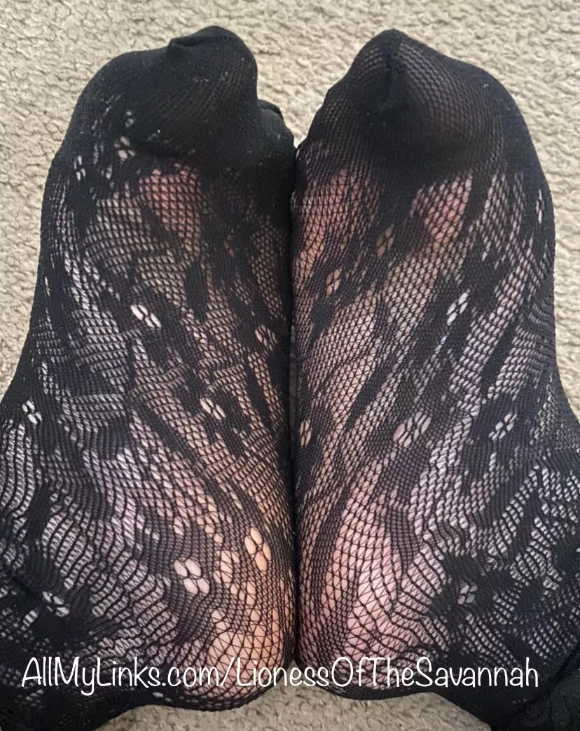 I looooove these sexy fishnet nylons ðŸ˜