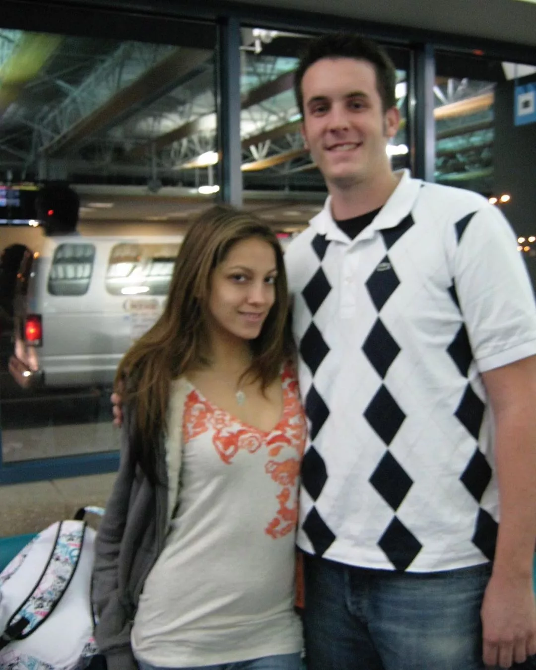 I love all things Jenna. I recently found a bunch of pics of Jenna with other people, mostly fans. The pic shown is a lucky guy that found himself seated next to Jenna on a flight to Long Island. The other pics are in a video on erome.com. Hope you enjoy!