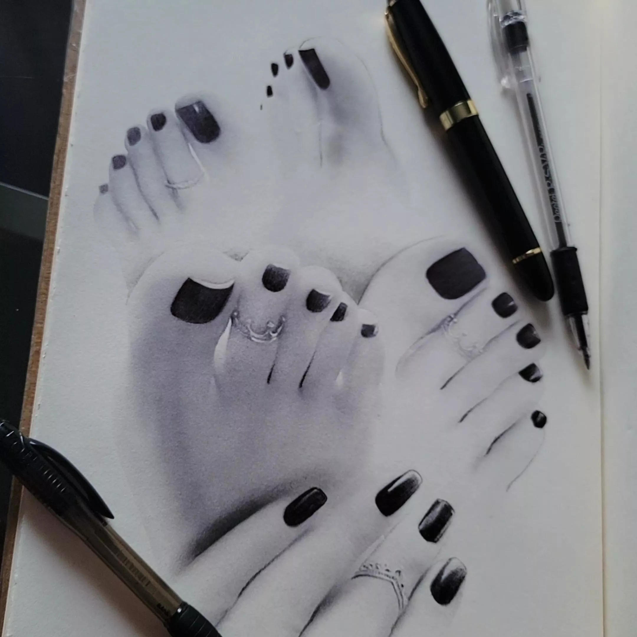 I love feet ðŸ‘£ Here's a drawing .