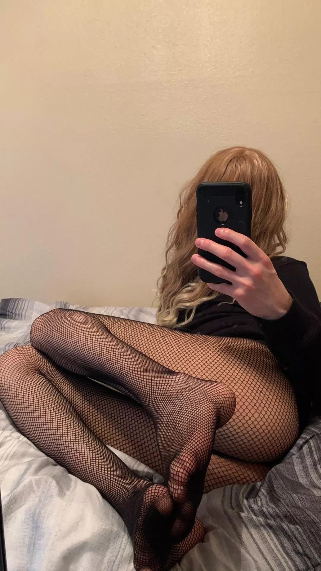 I love fishnets ðŸ–¤