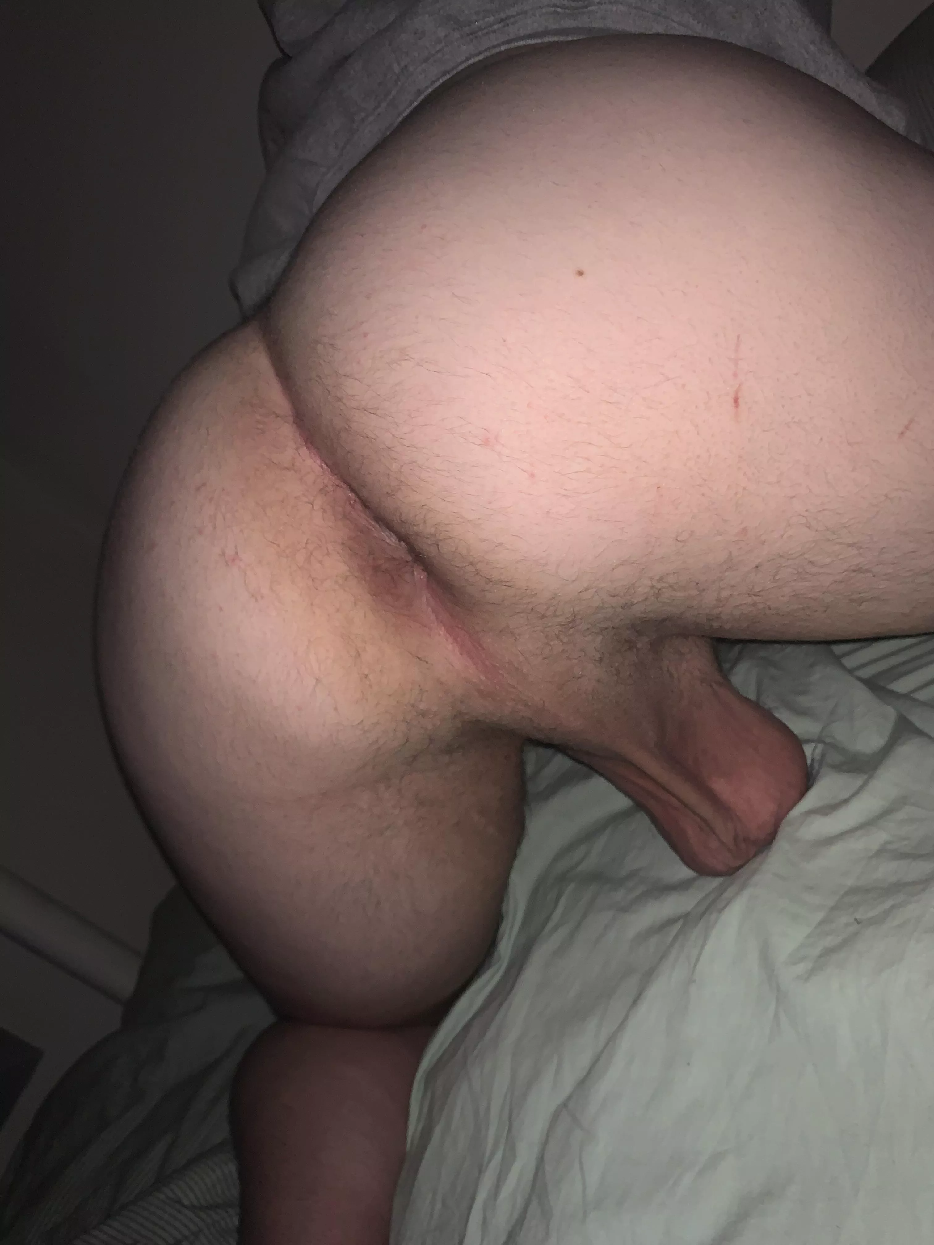 I need a daddy cock inside me immediately