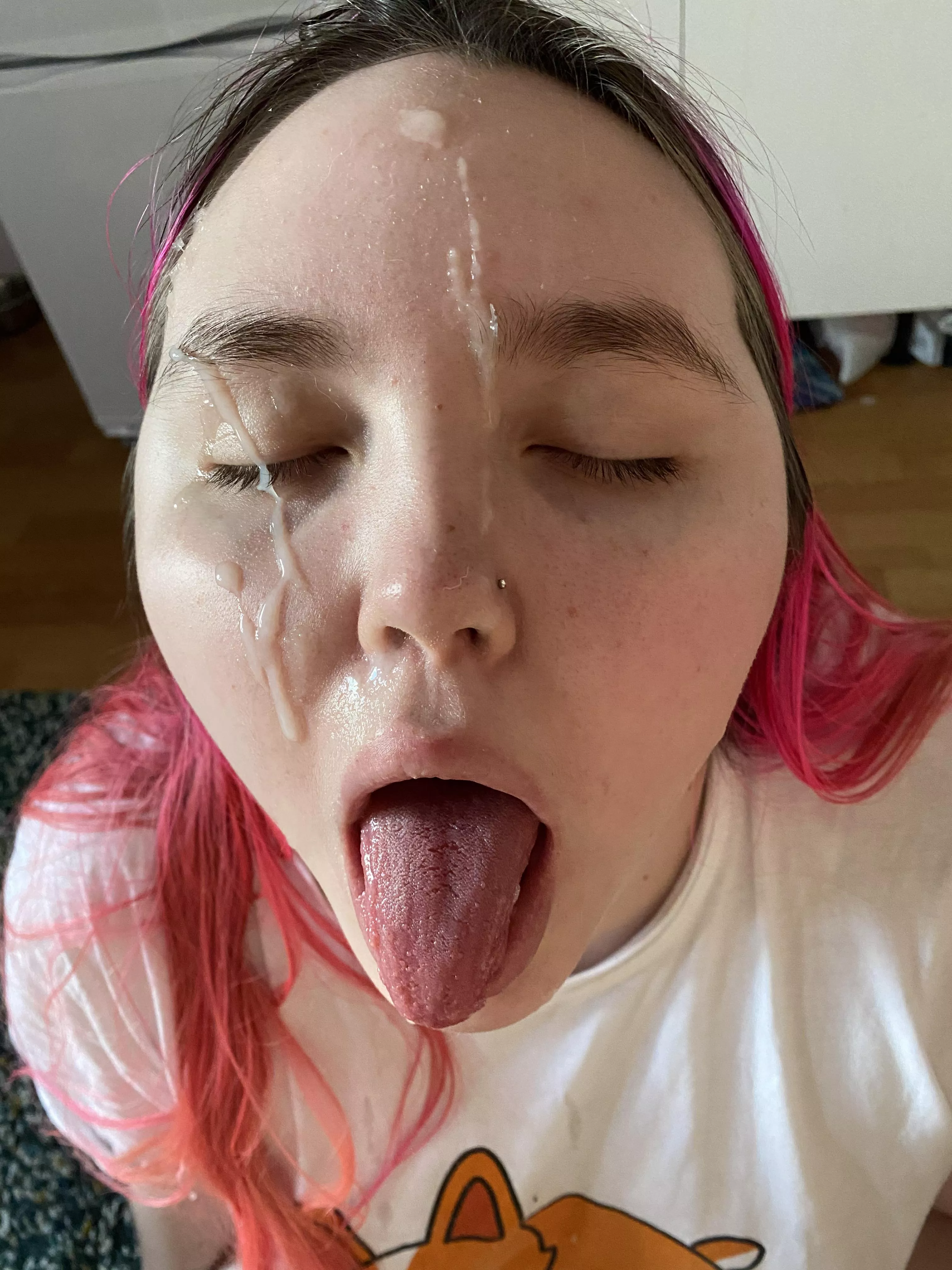 I need more cum on my face