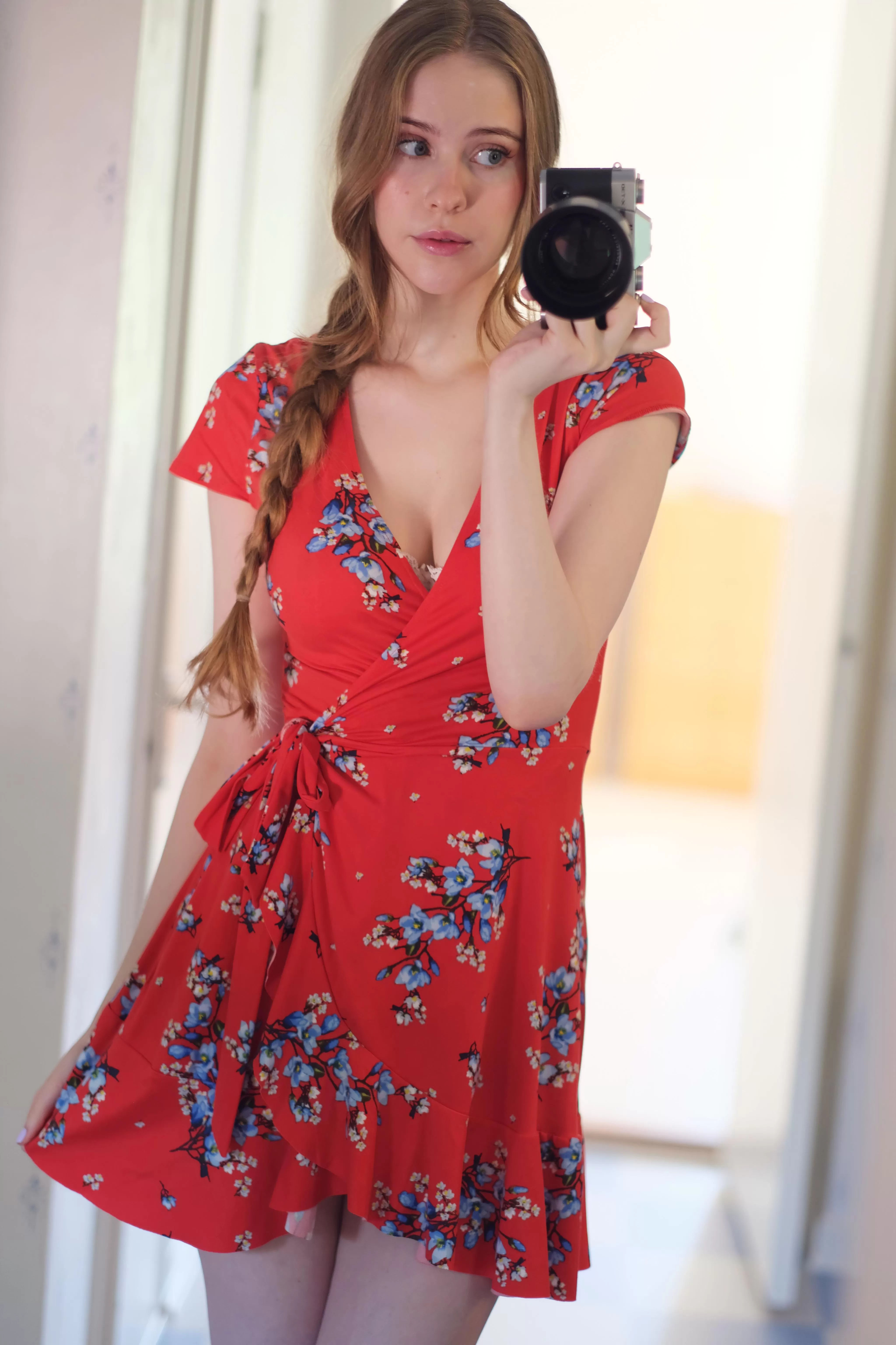 I need more sundresses! It’s my favorite :D