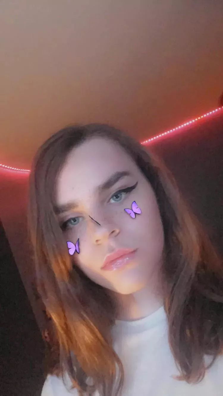 I think I’m pretty cute what do you think? 💕