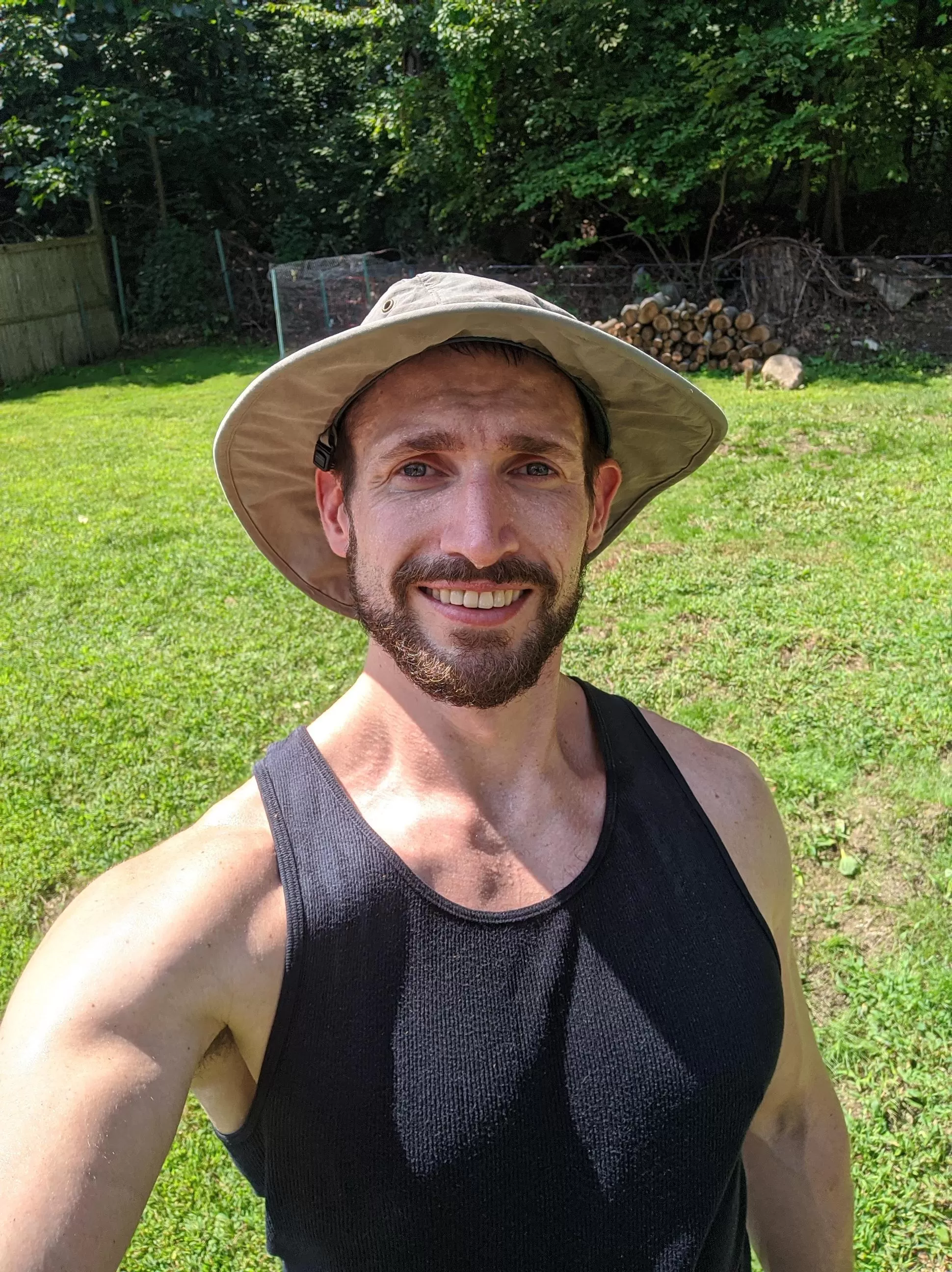 I think this is my official lawn mowing hat ðŸ¤ 