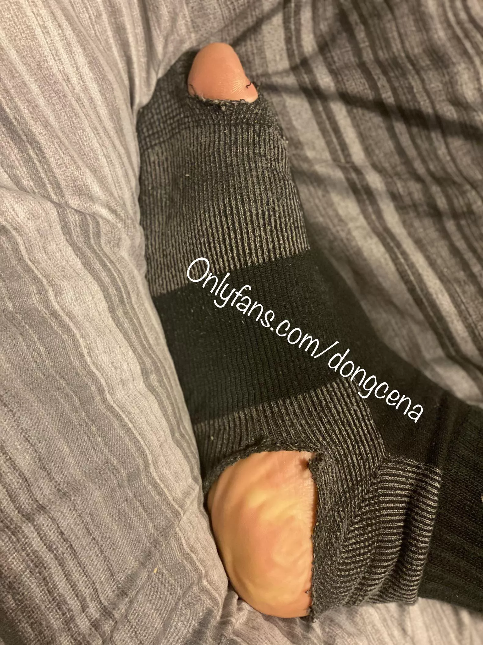 I wanna ball this sweaty sock up and stick it in your mouth 😈