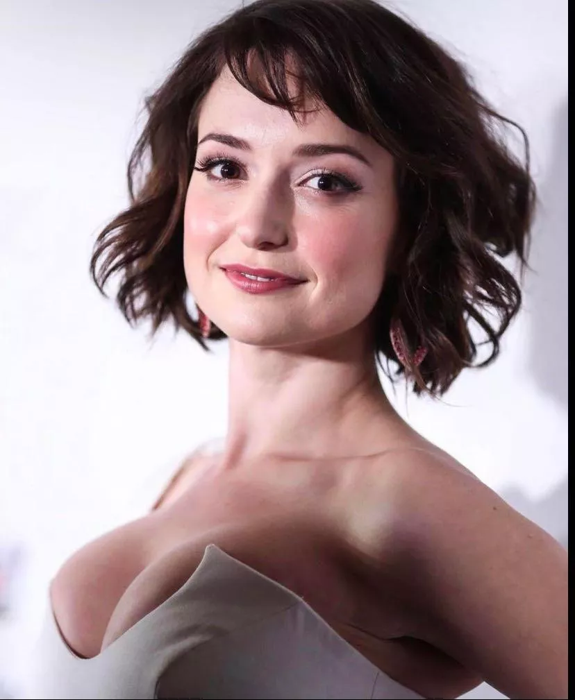 I want to cover Milana Vayntrubâ€™s tits with cum