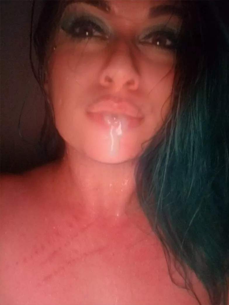 I was a filthly little cum slut ðŸ¤¤ he turned my throat into a daycare