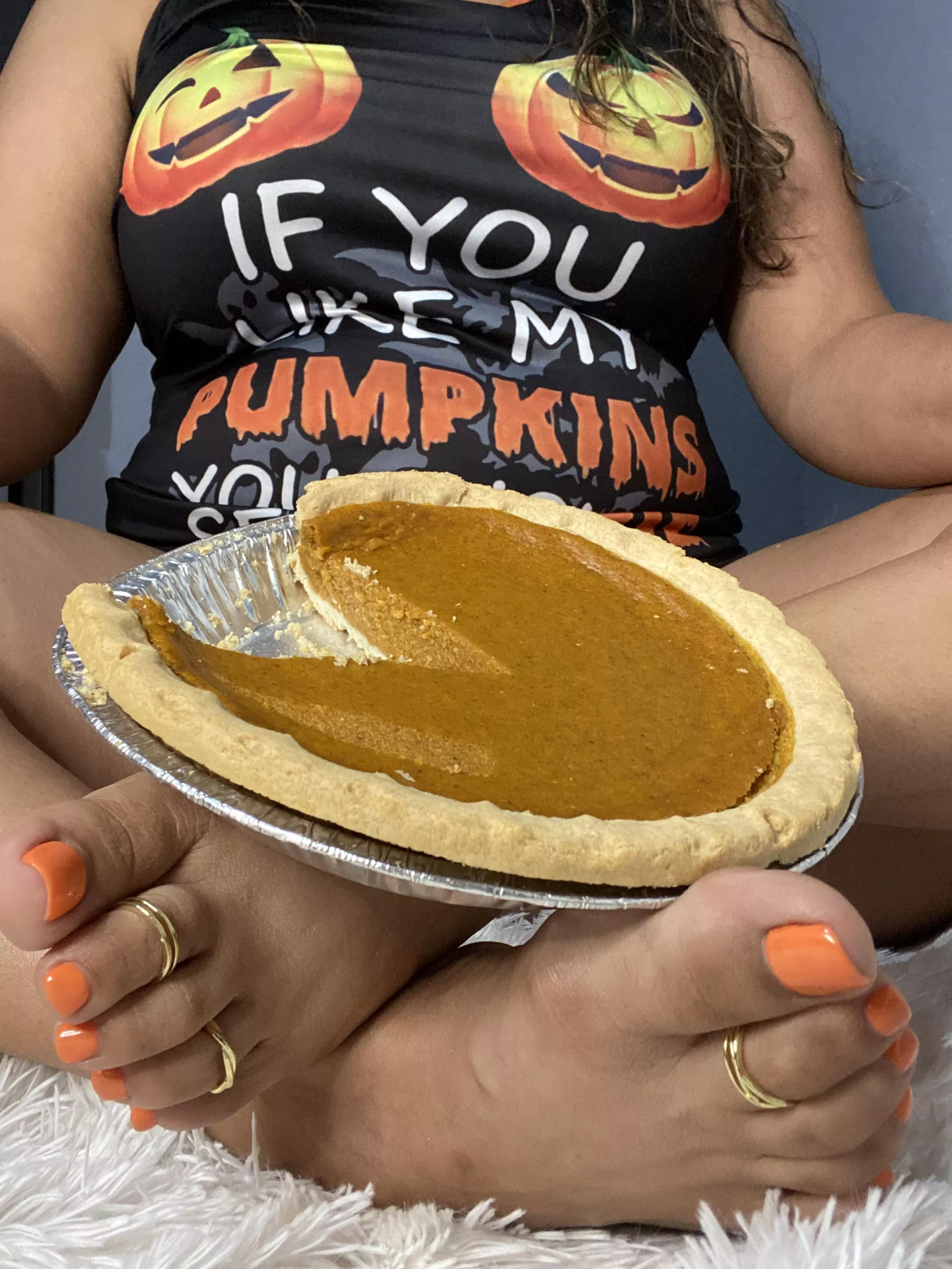 If you like my pumpkins you should see my pie 🥧