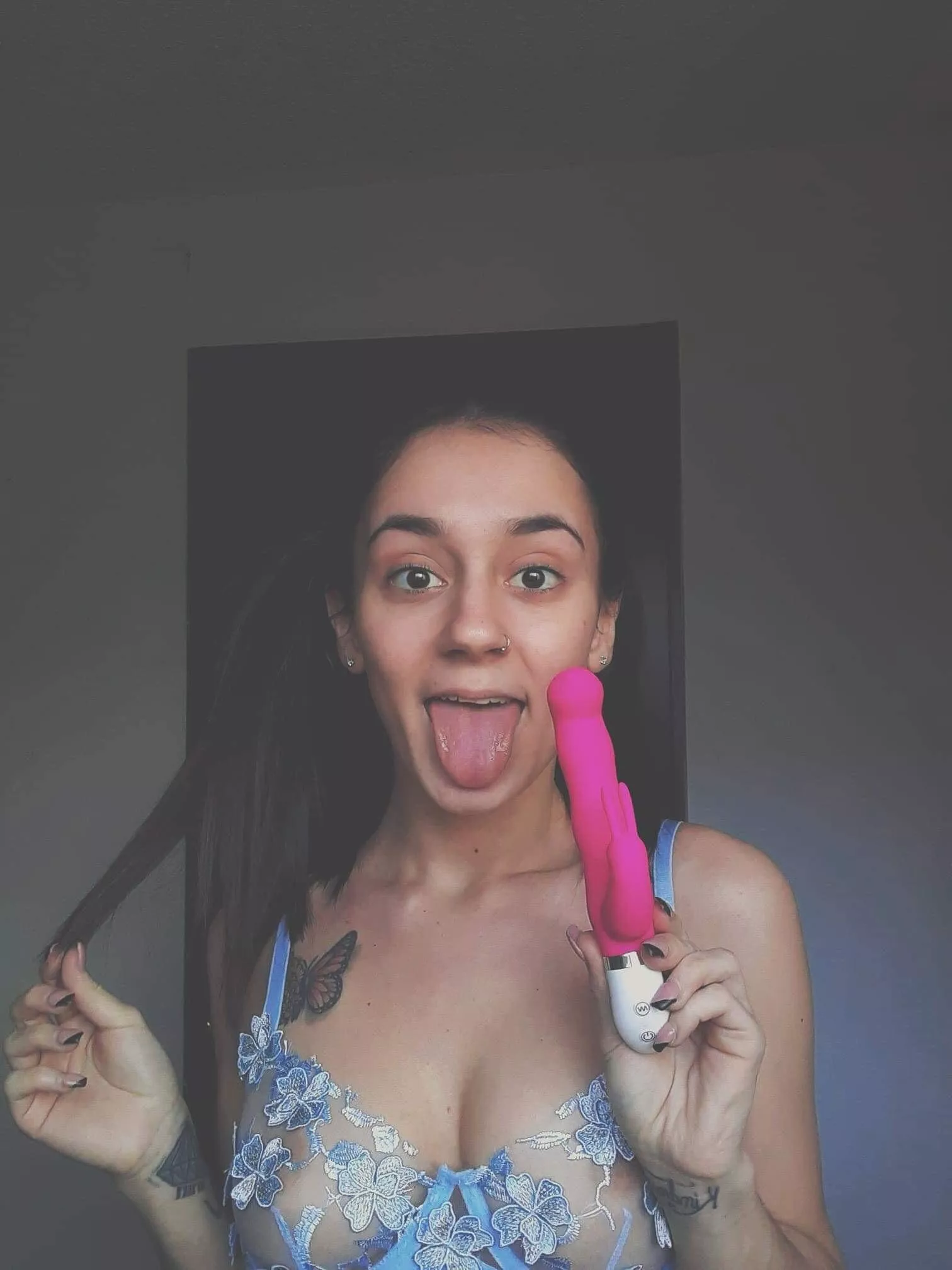 If your dick is any smaller than my toy, you have some growing to do bitch 😜 [domme]