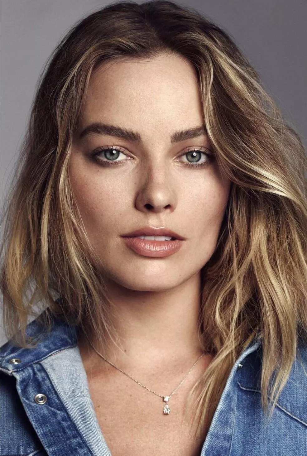 I'll feed Margot Robbie if you play her