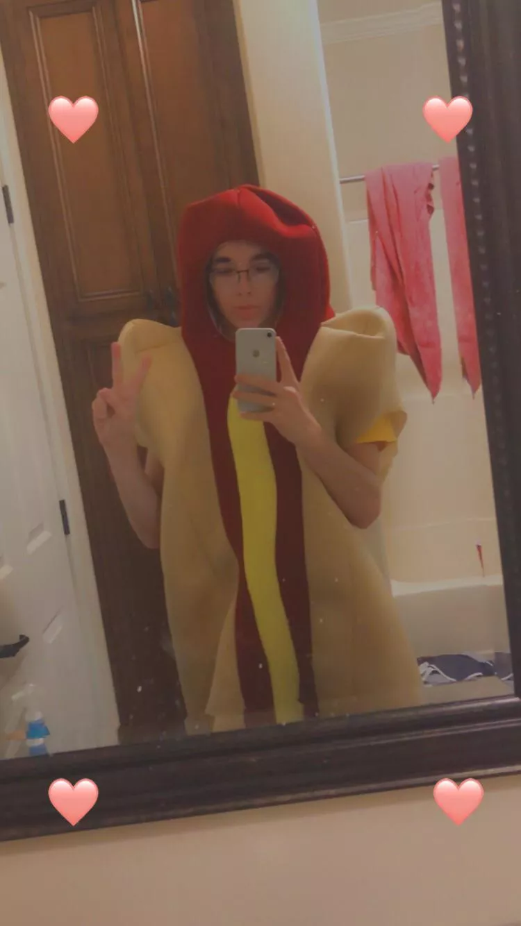 Iâ€™m a femboy hotdog! ðŸŒ­