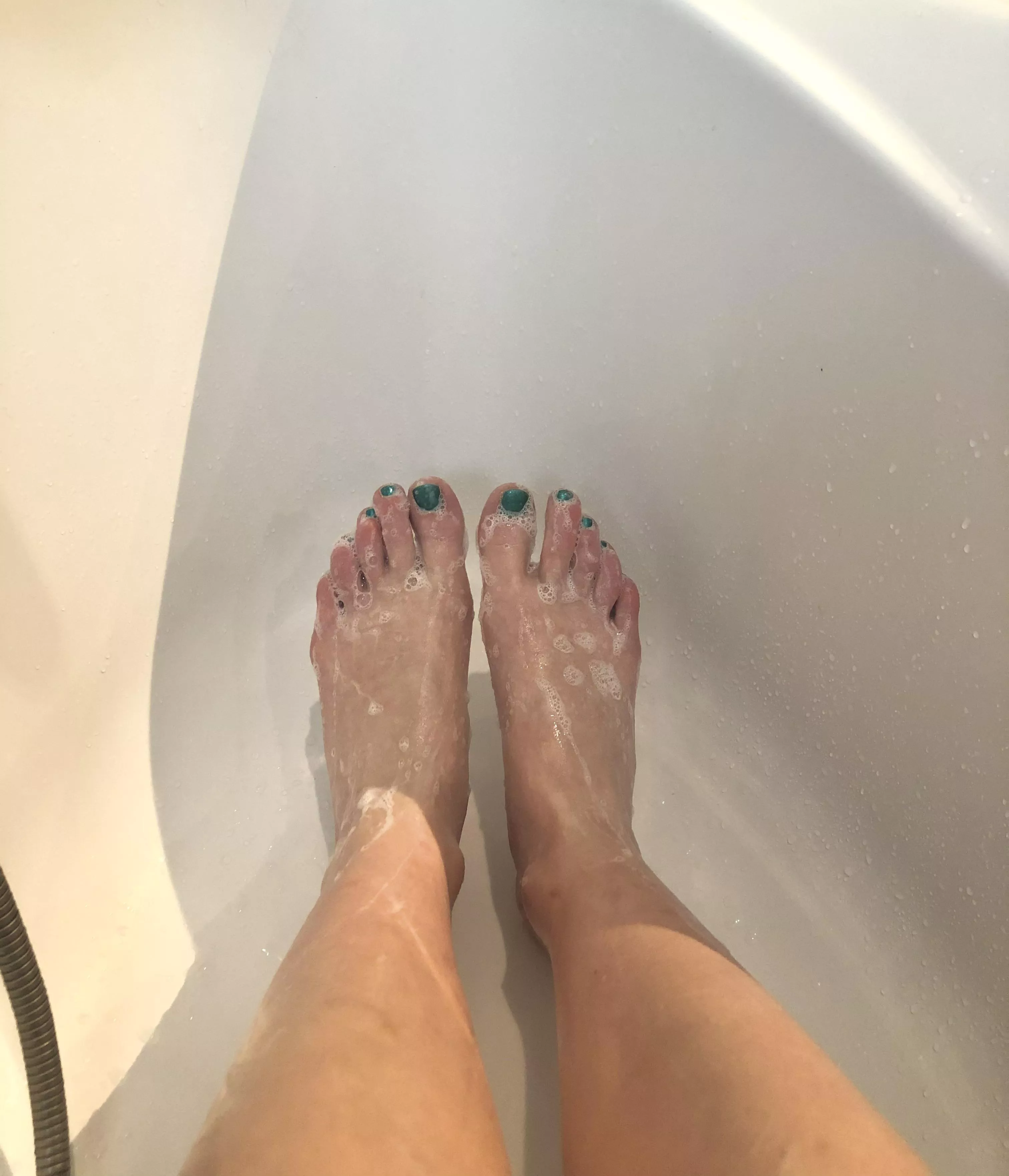 I'm back with soapy feet ðŸ‘£