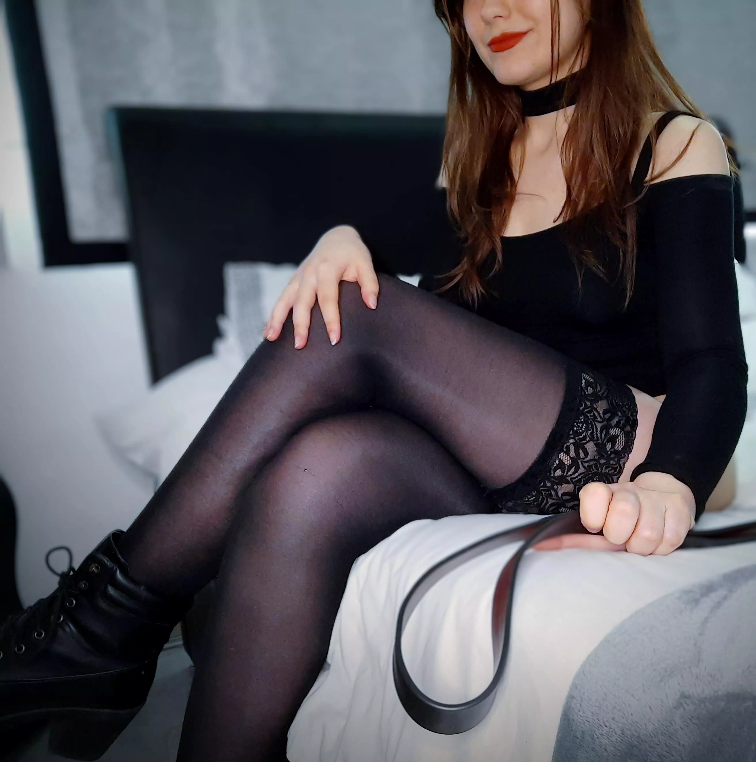 I'm going to spank you till your ass is red and you can't sit down ðŸ˜ˆ [domme]