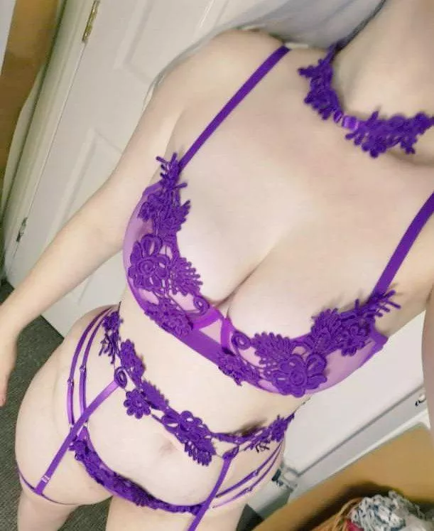 Im just a britsh milf wanting to be fuckedðŸ˜ˆðŸ˜ˆðŸ’œðŸ’œ