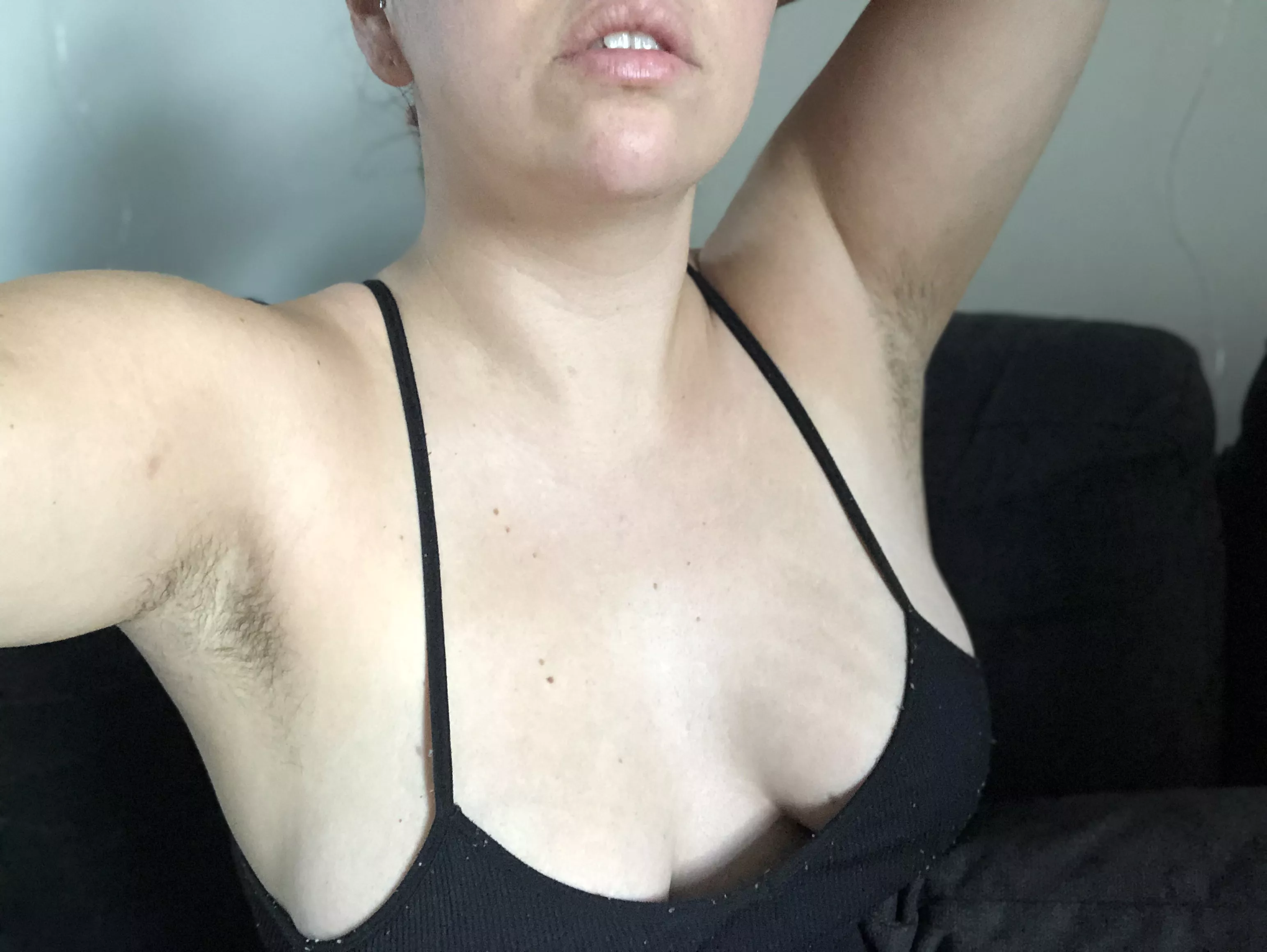 i'm most comfortable with my pits out, what do you think?