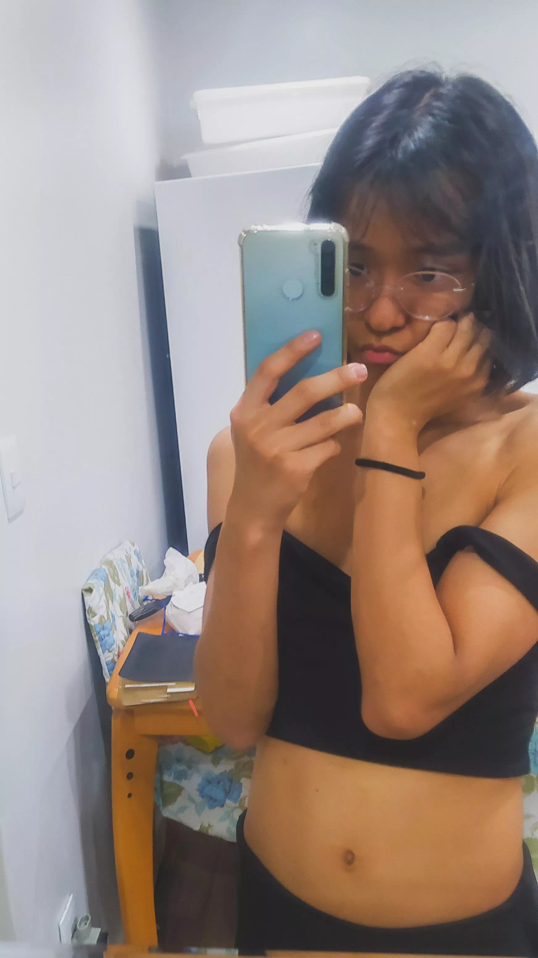 I'm reaaaally self conscious about my broad shoulders + lanky boy arms ðŸ˜­ (can't wait to one day start hrt and try and change all this!!!!)