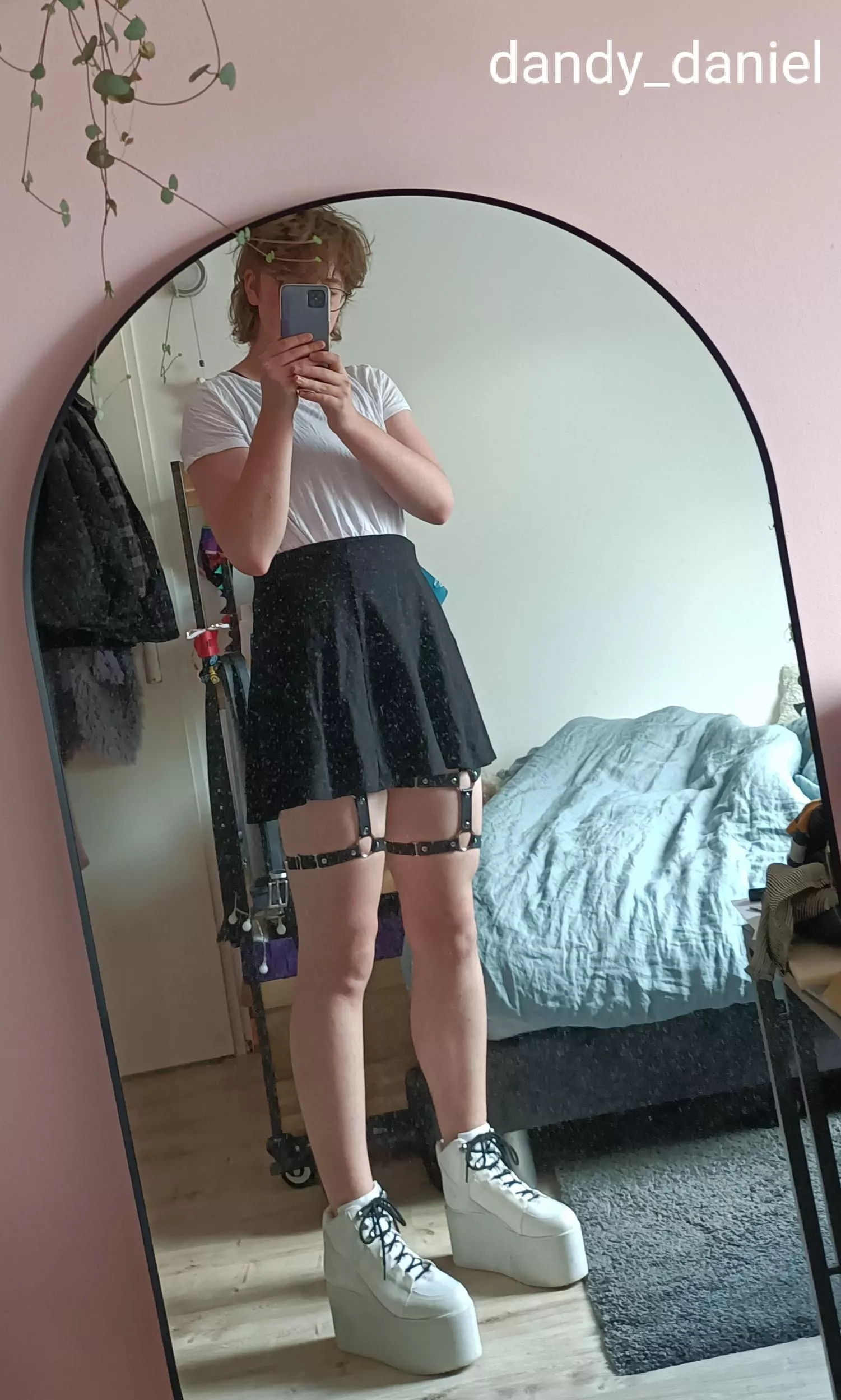 I'm really feeling this outfit :D