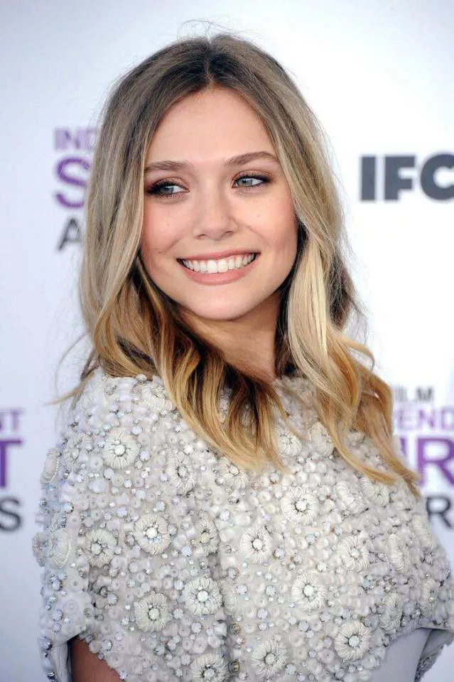 I'm such a bi sub for Elizabeth Olsen come dominate me for her