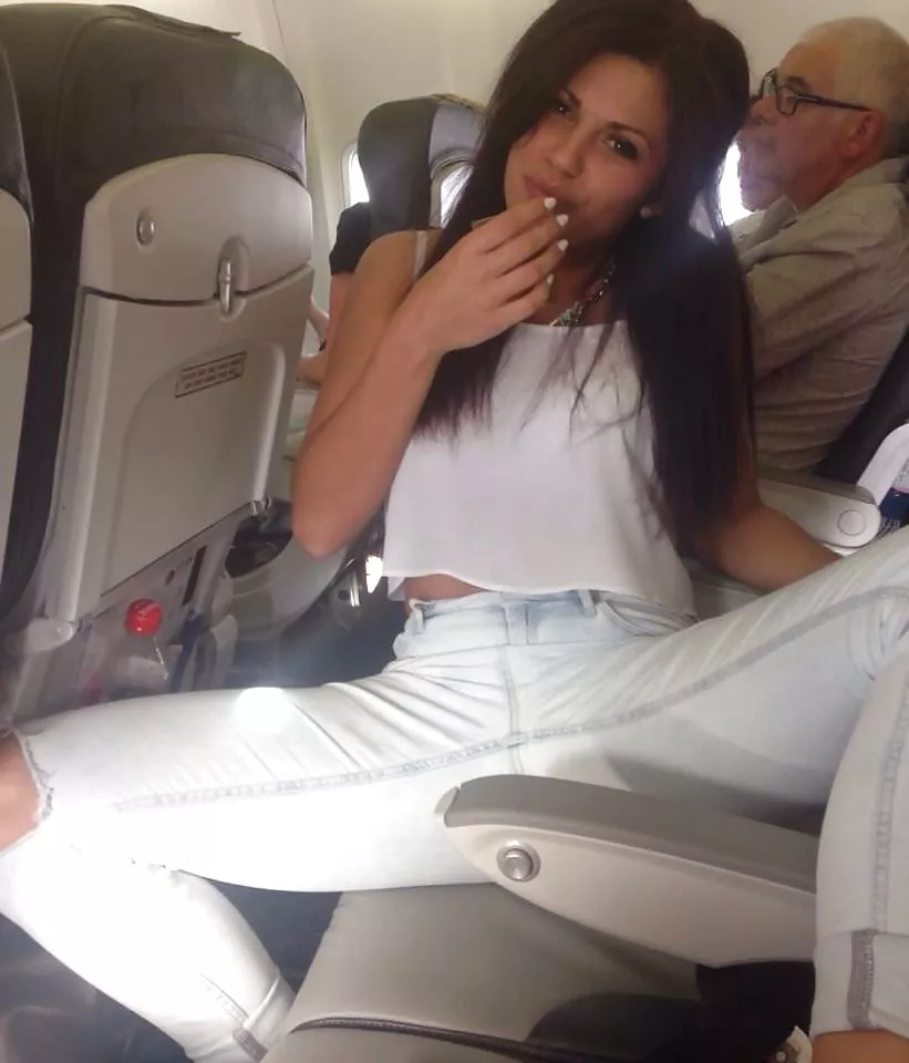 Imagine being on her Flight Fckin Sexyy!! ✈️👅👅👅