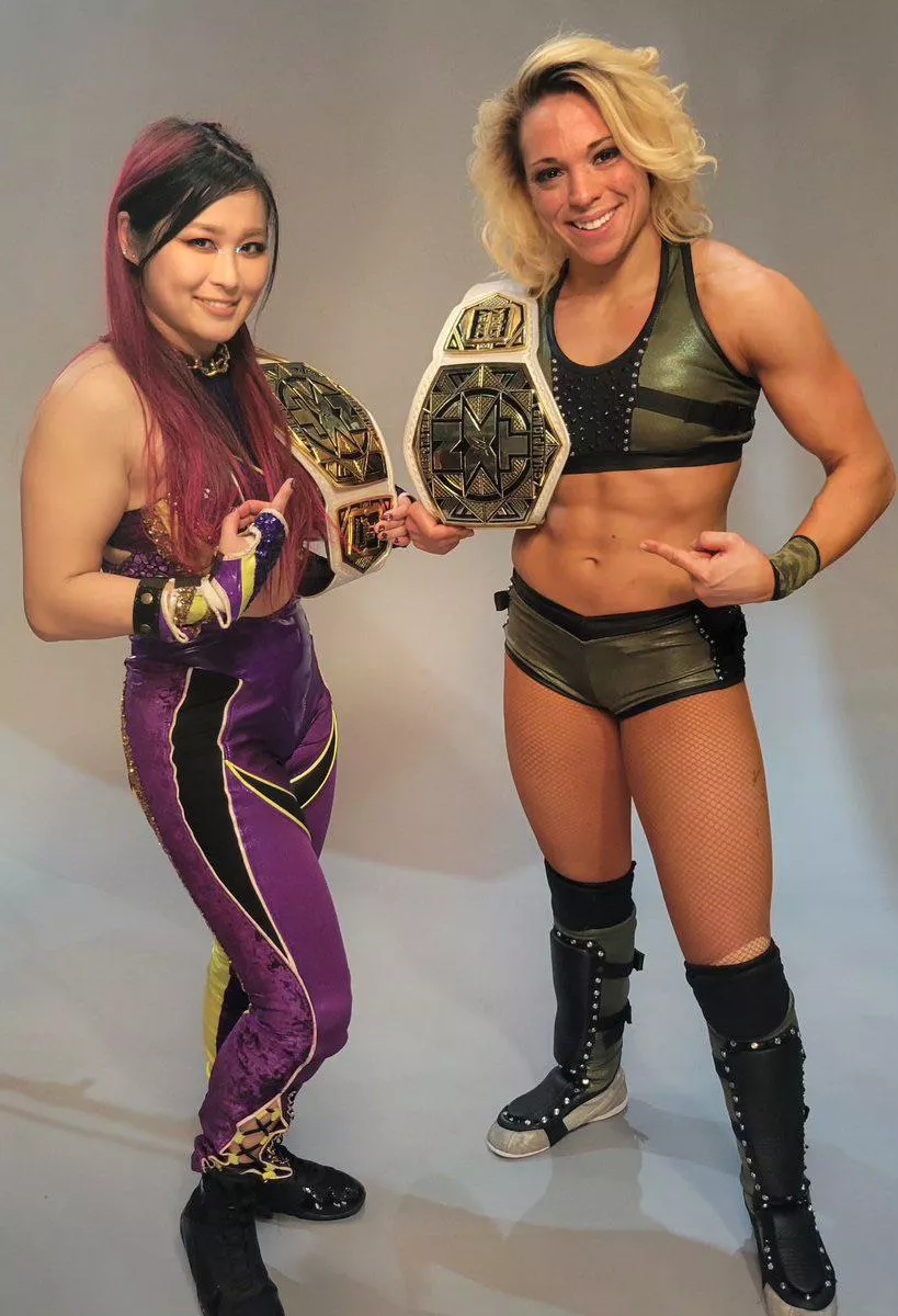 Io Shirai and Zoey Stark