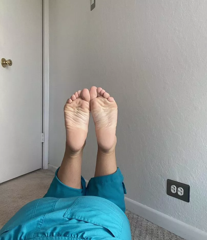 Is your mouth ready for my sweaty feet?ðŸ¥µ