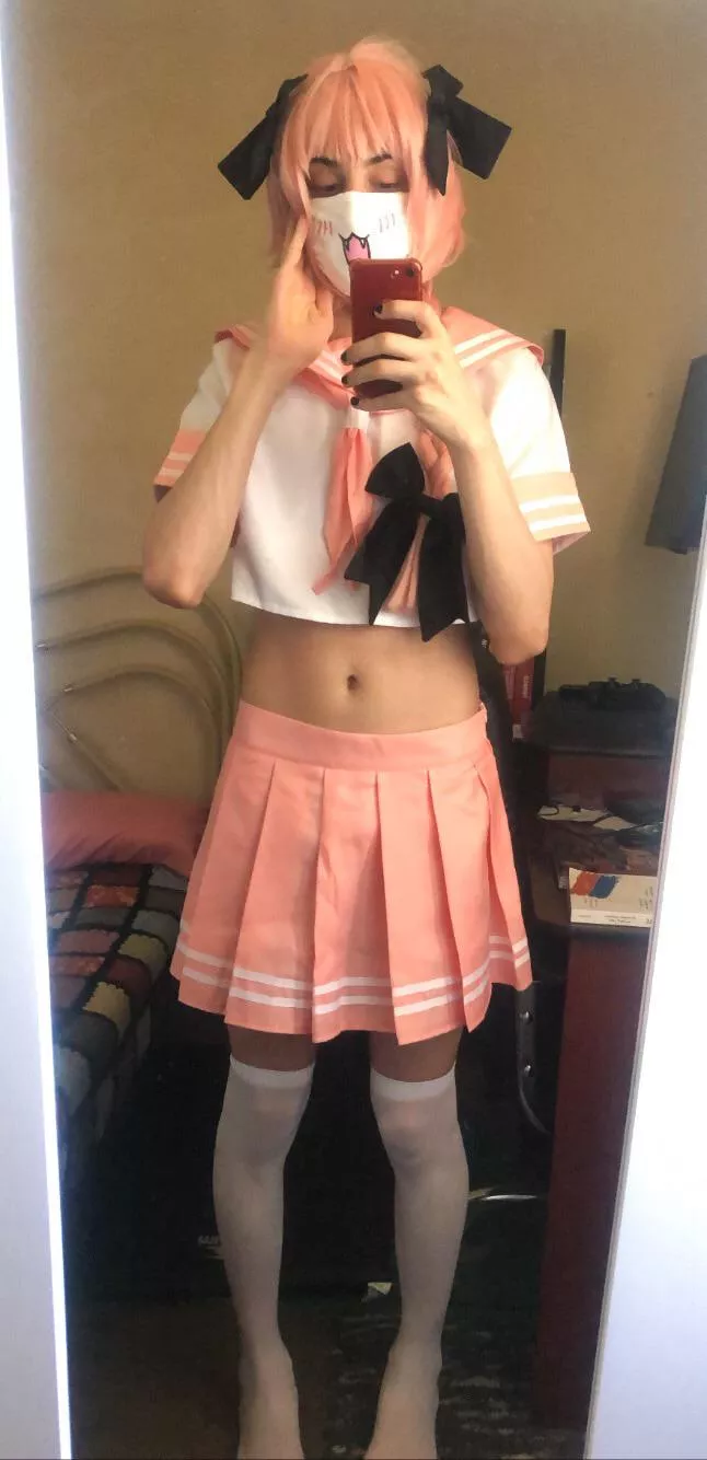 It's femboy friday, so have an Astolfo cosplay :3 did you like it? ðŸ¥º