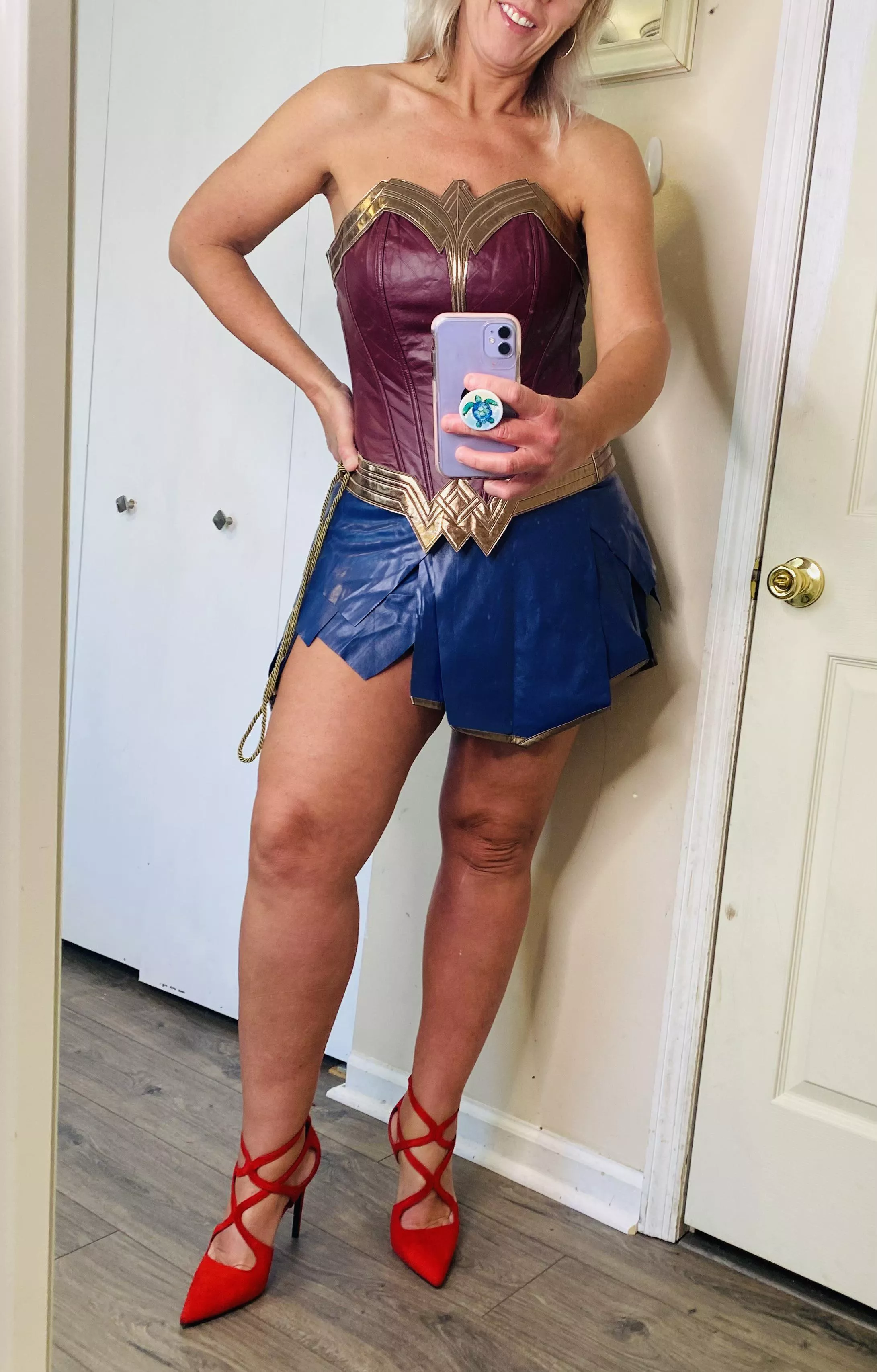 Iâ€™ve always wanted to be fucked in a super hero costume . 47 [F]