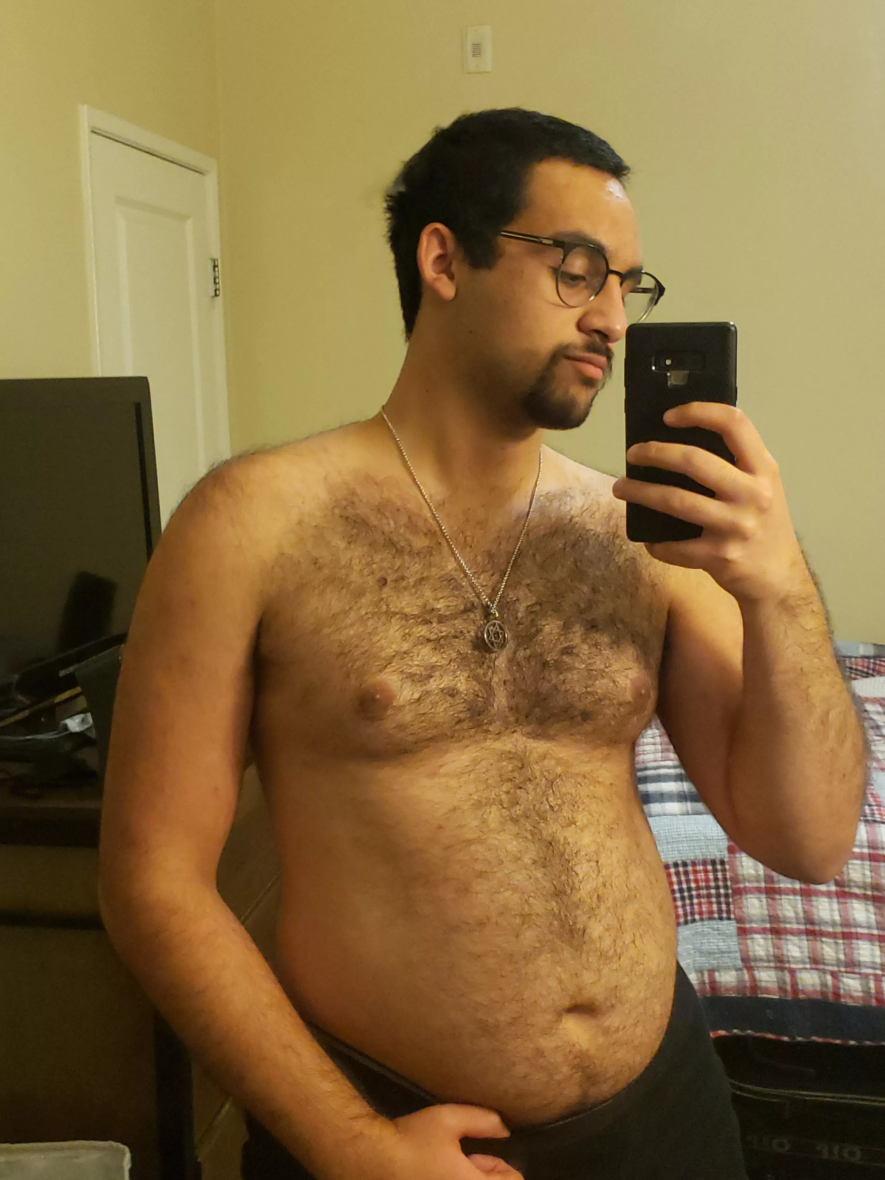 I've definitely beefed up since my older pics I posted here, hope you like hehe