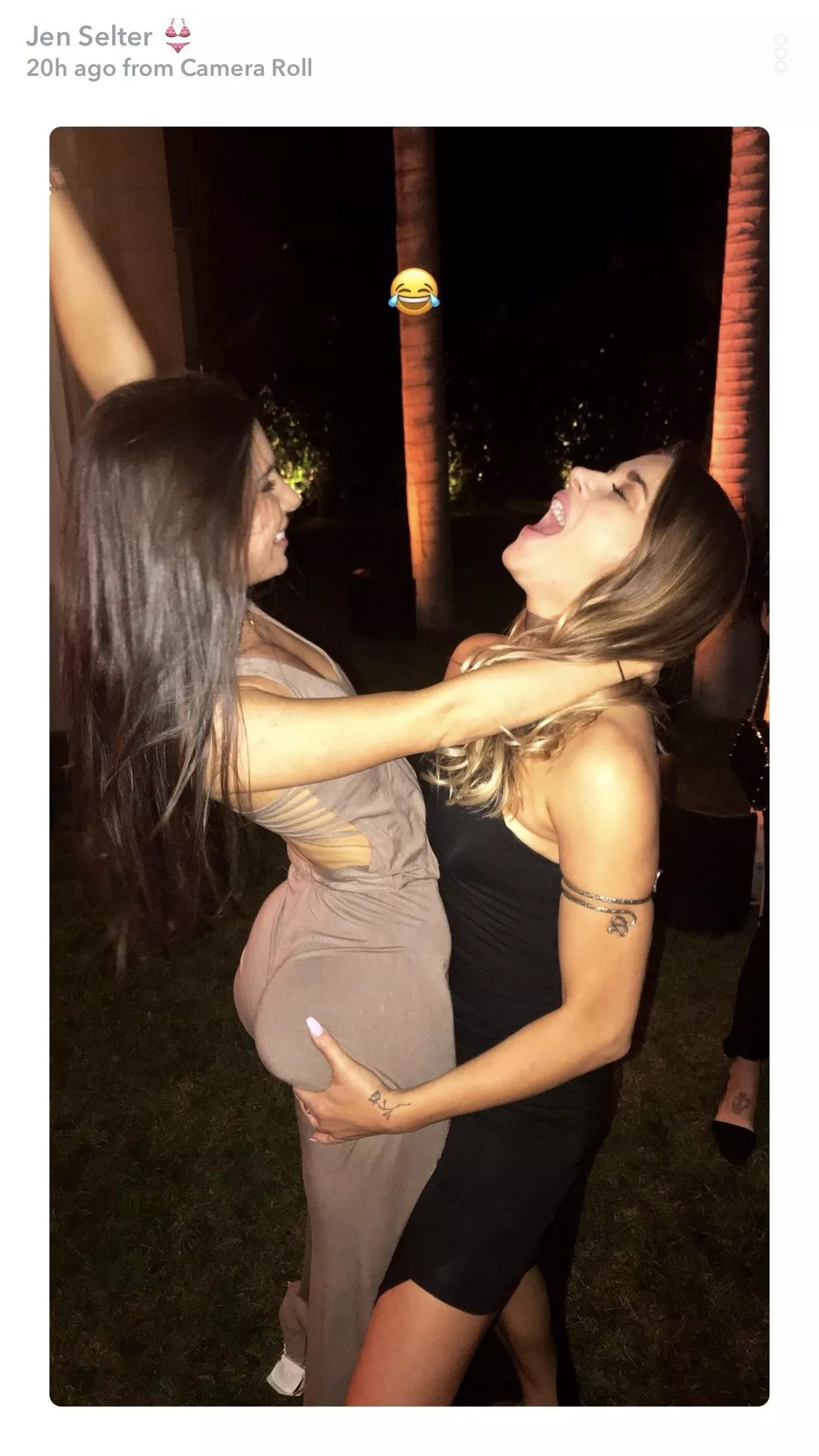 Jen Shelter’s friend giving her a handful