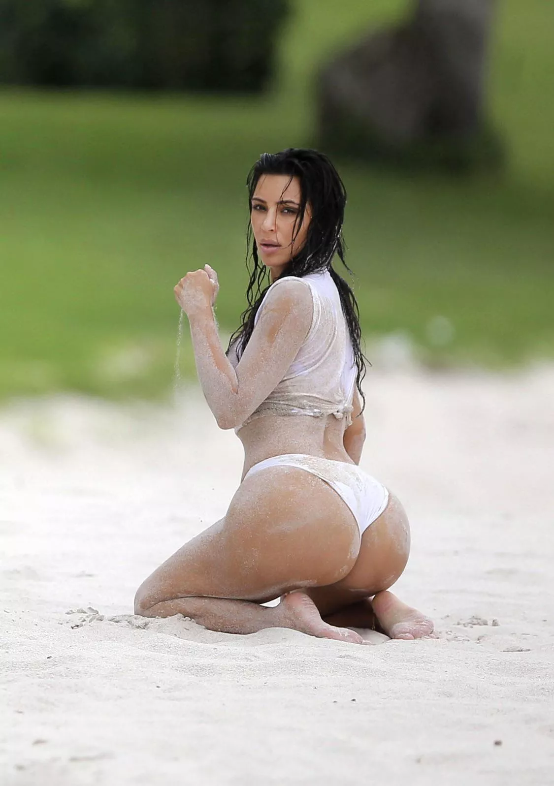 Jerking to Kim K