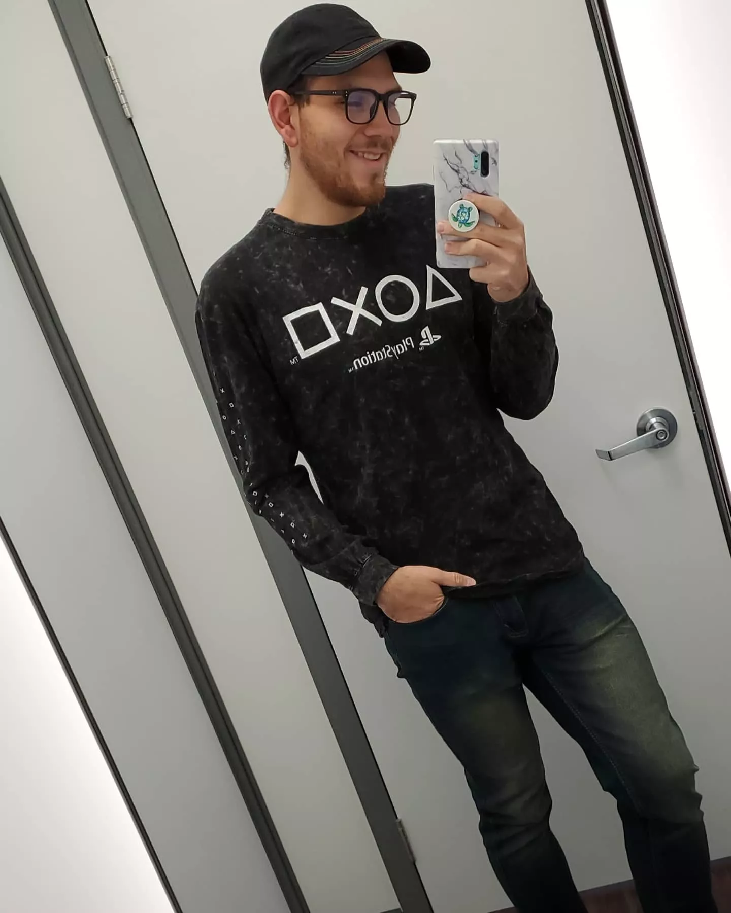 Just a gaymer out and about!