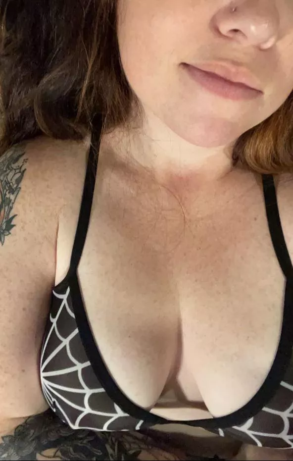 Just a quick shot of my freckles on tittie tuesday! Do you like?