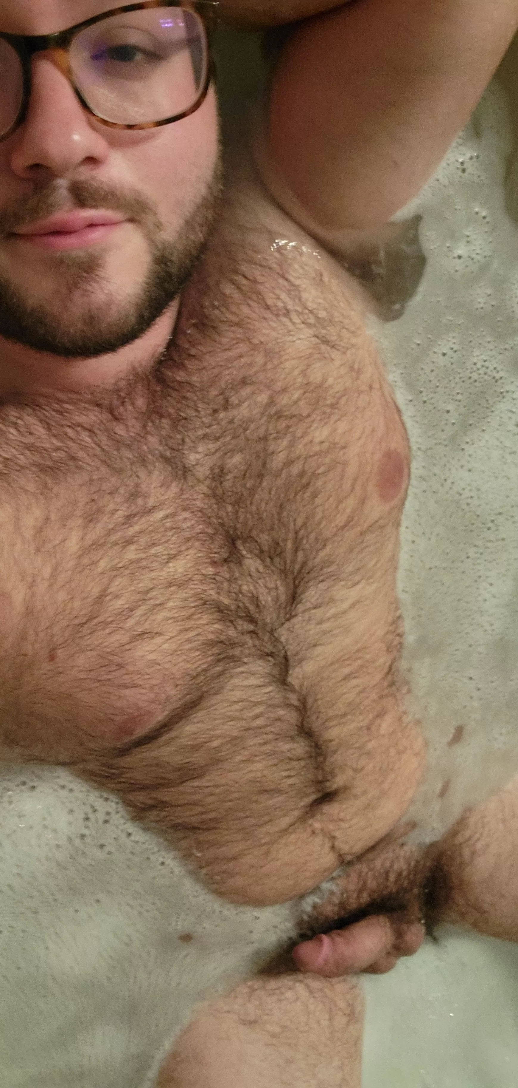 Just another bear Ina bath. Anyone wanna join?