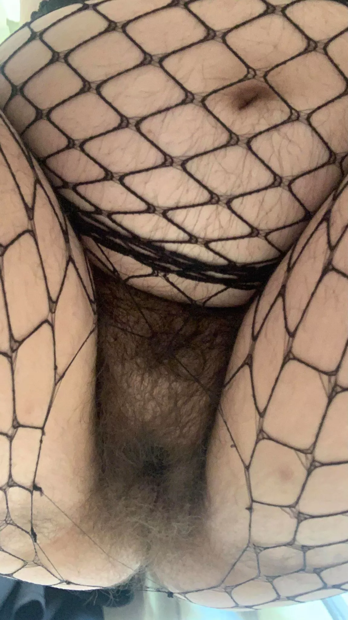 Just showing off my fur and fishnets :3