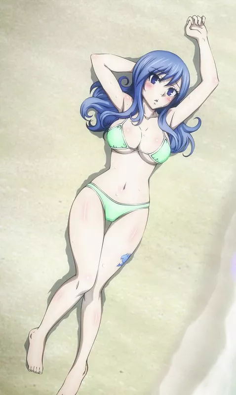 Juvia relaxing on the beach