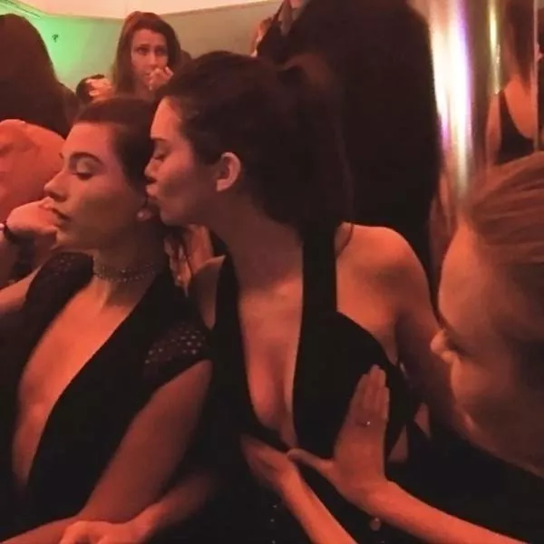 Kendall Jenner groped by Cara Delevingne