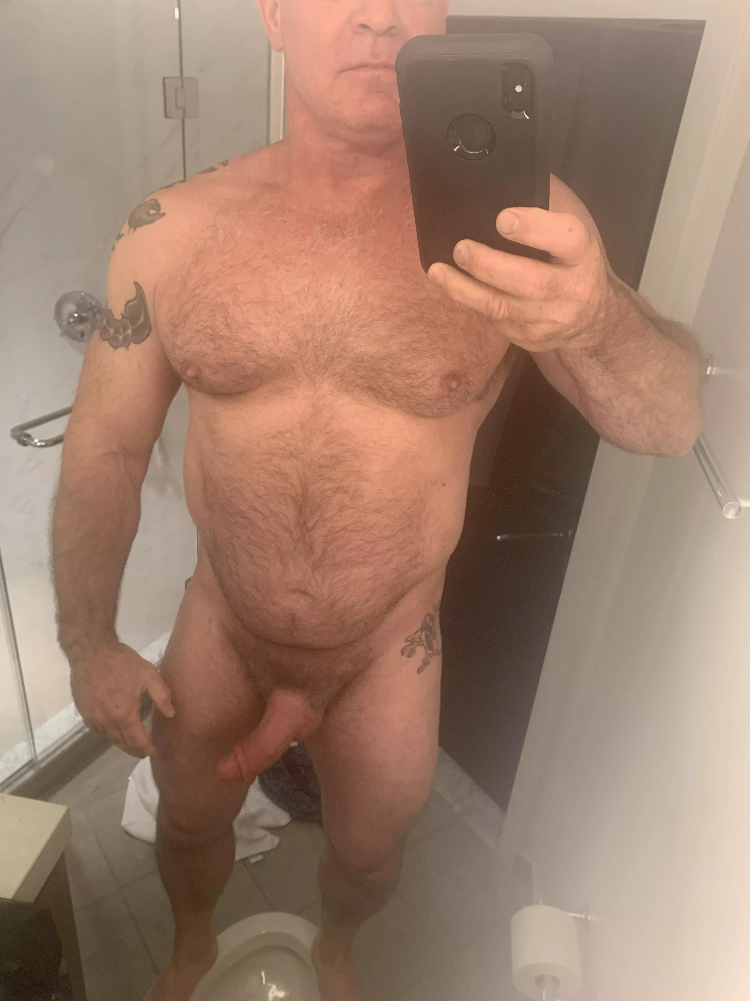 Kicking off my birthday weekend with an after the gym naked shot! [54]