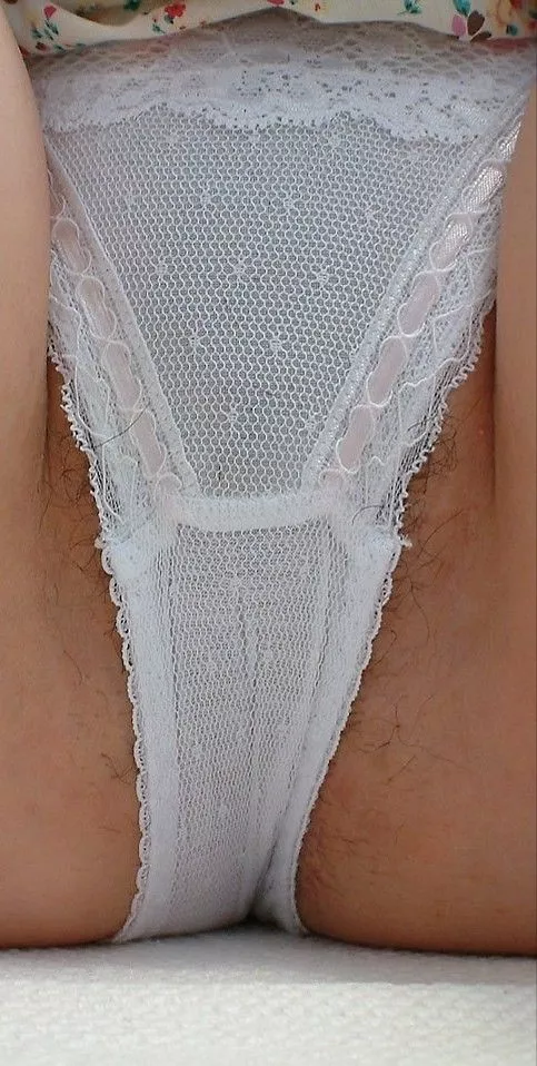 Lacy white gusset