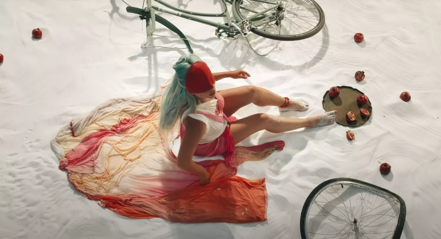 Lady Gaga's new video... tons of focus on her bare feet and anklets