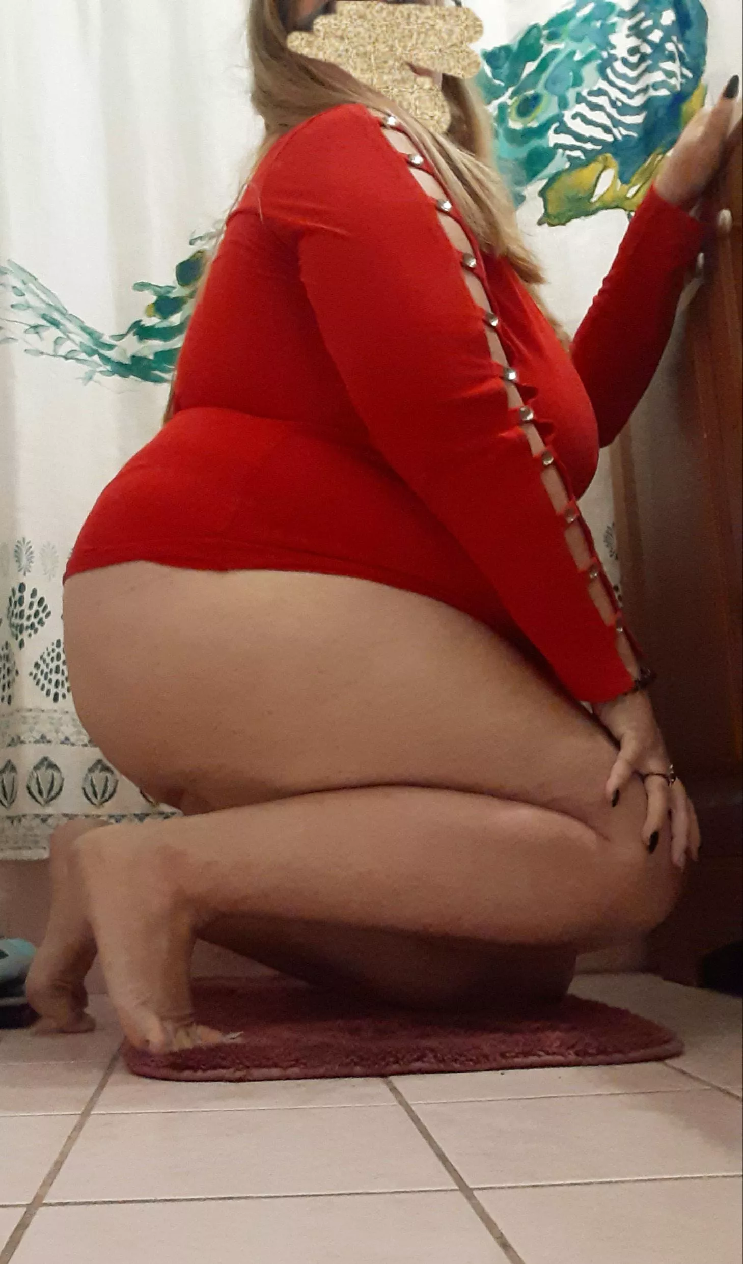 Lady in red