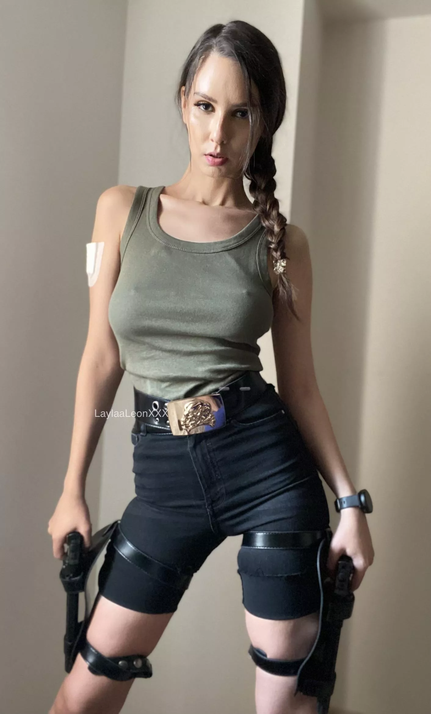 Lara Croft by LaylaaLeonXXX