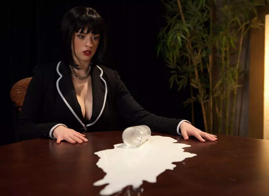 Larkin spilling her milk