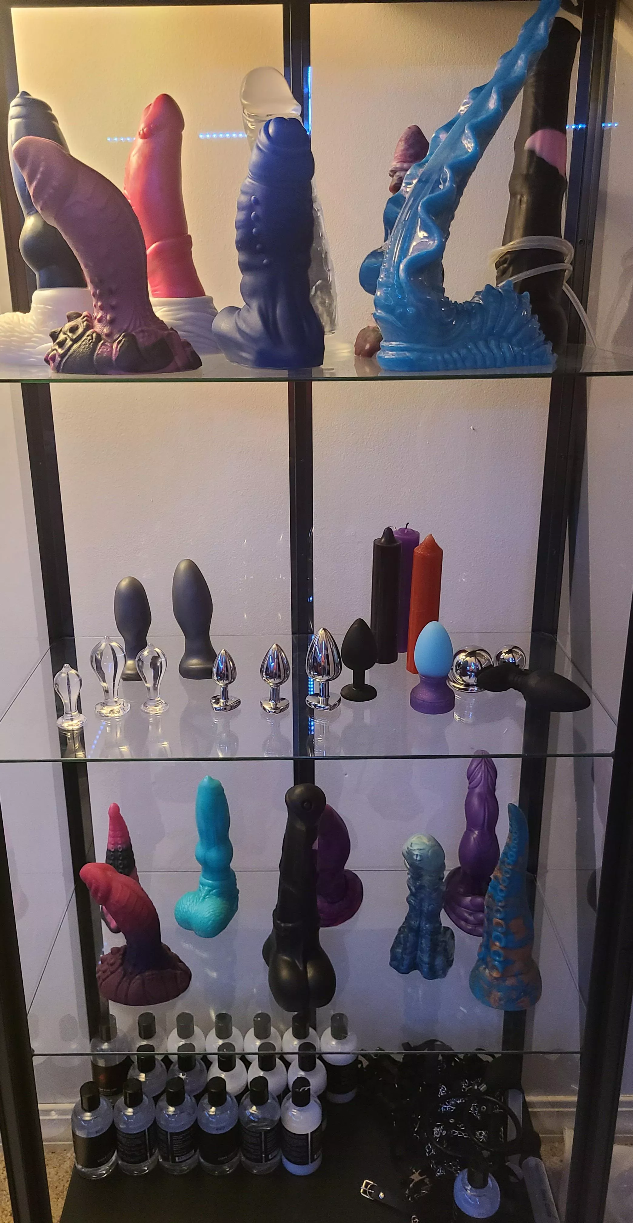 *Laughs in dildo addiction*