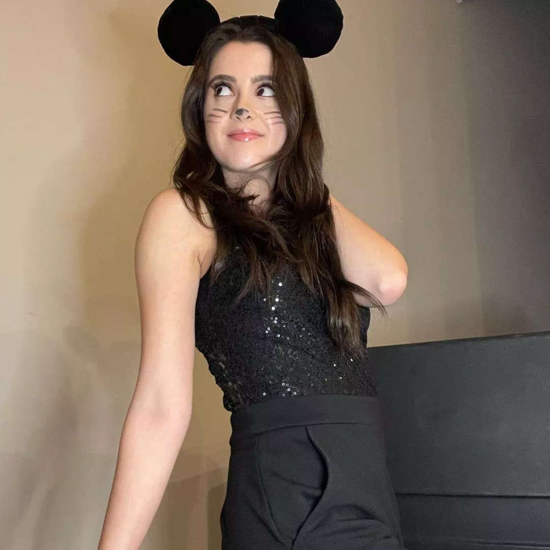 Laura Marie Marano