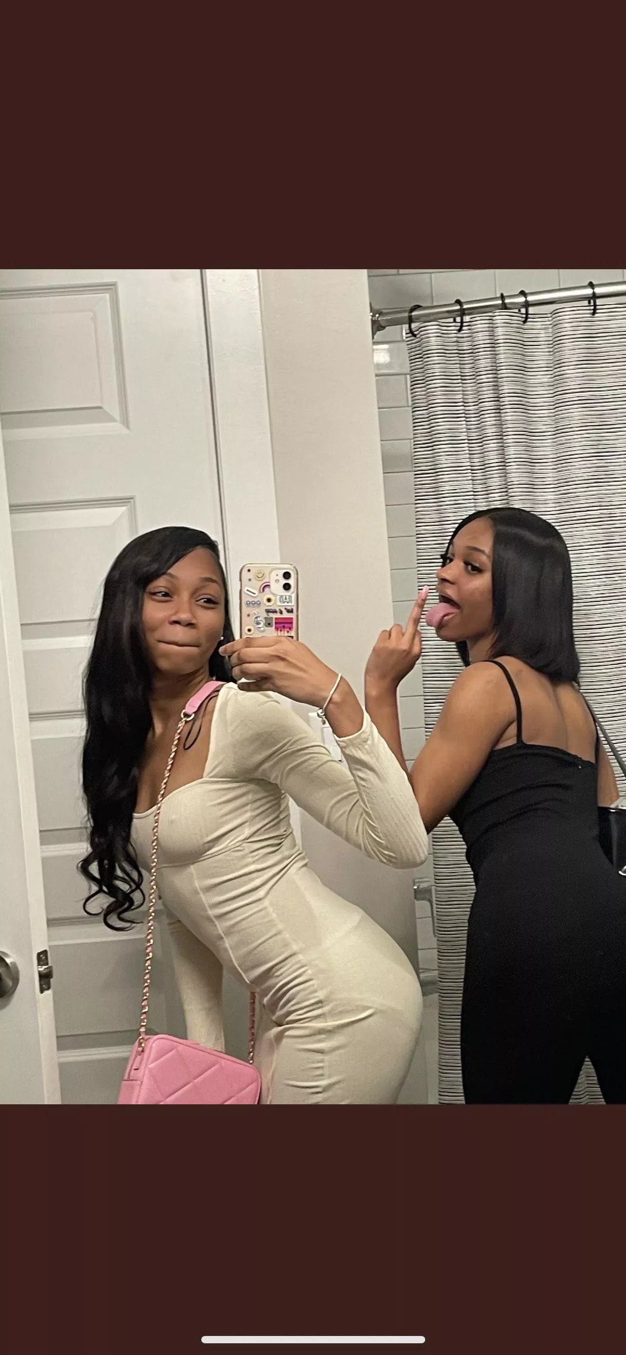 Left or right? ðŸ¥°