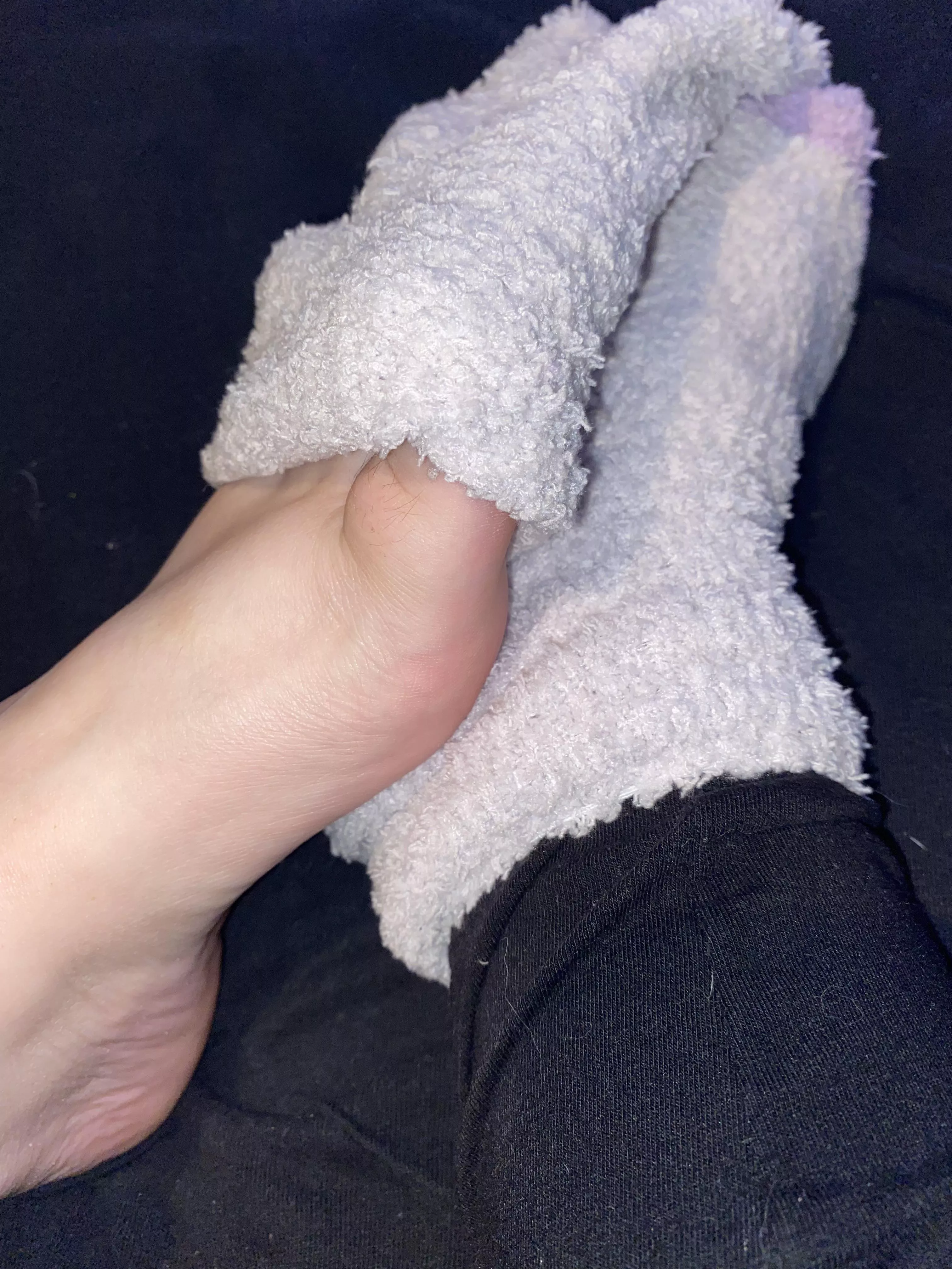 Let my toes get a little breather last night before bed ðŸ¤« {Canada} [Selling]