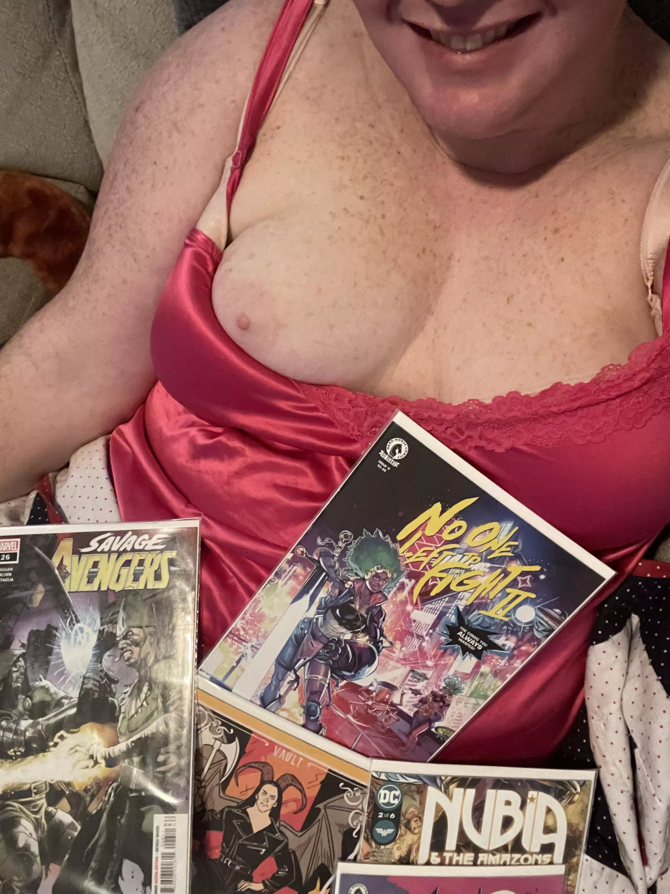 Let’s read a pile of comics and have a silly argument about them!! [F]