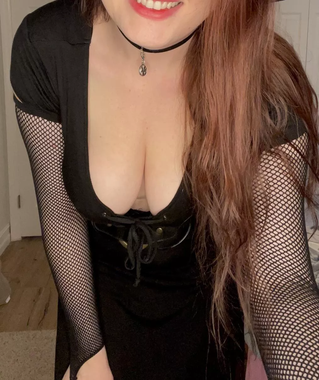 Little black dress with extra cleavage! Happy [F]riday!