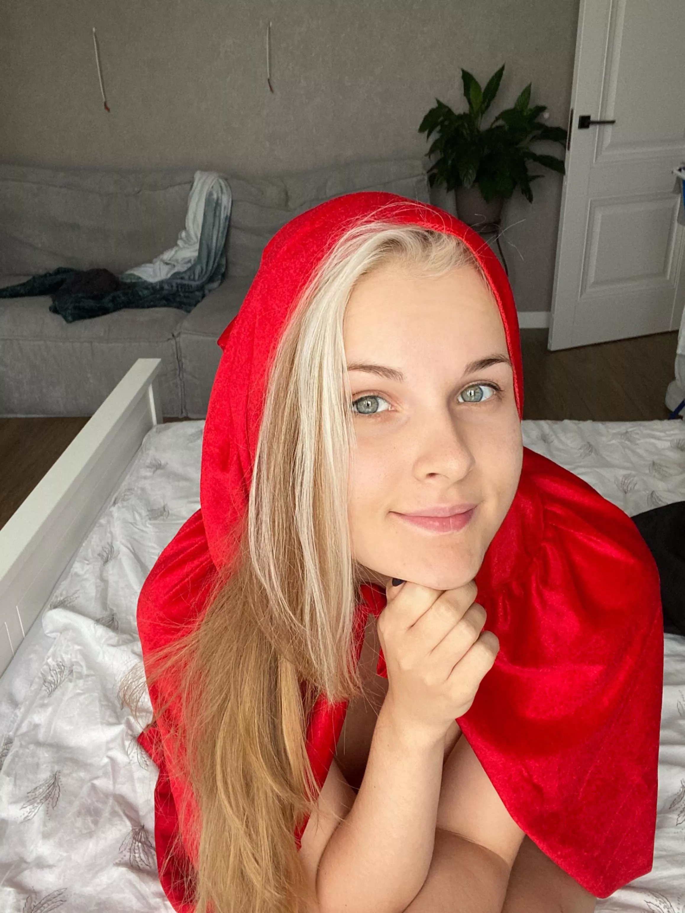 Little red riding hood 😅